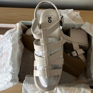 Off white chunky sandals